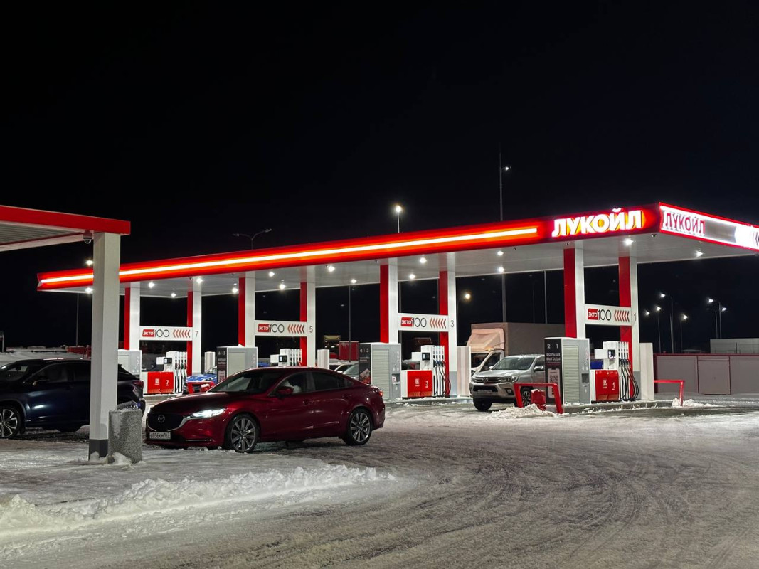 АЗС Лукойл на новой трассе М-12