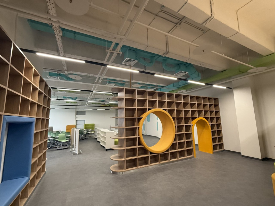 Освещение школы будущего №58 в Москве | LED-светильники для классов и спортзалов