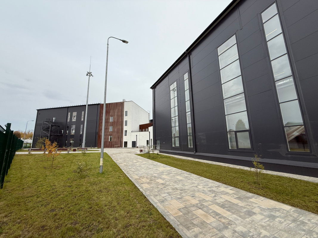 Освещение ФОК «Елец» — полный проект IETC: интерьер, фасад, внешние зоны и уникальный дизайнерский модуль