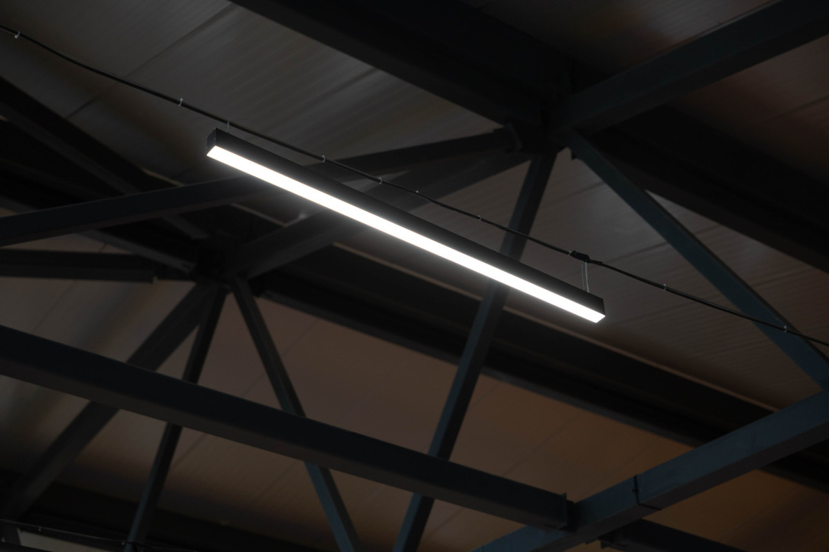 Освещение ФОК «Елец» — полный проект IETC: интерьер, фасад, внешние зоны и уникальный дизайнерский модуль