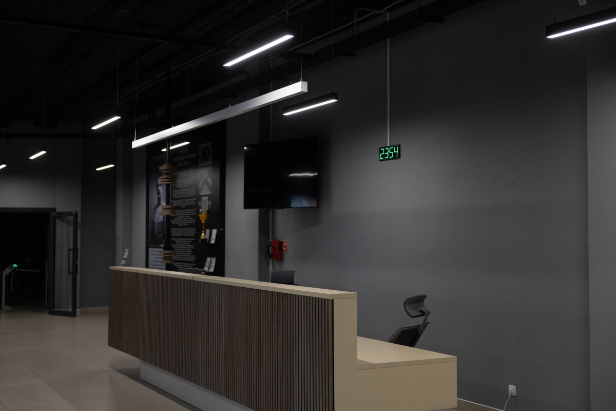 Освещение ФОК «Елец» — полный проект IETC: интерьер, фасад, внешние зоны и уникальный дизайнерский модуль