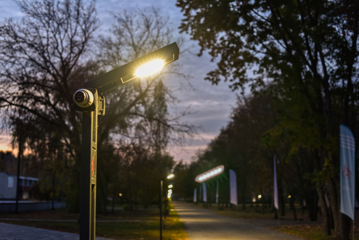 Опоры с логотипом для санаторно-оздоровительного комплекса «Прометей»