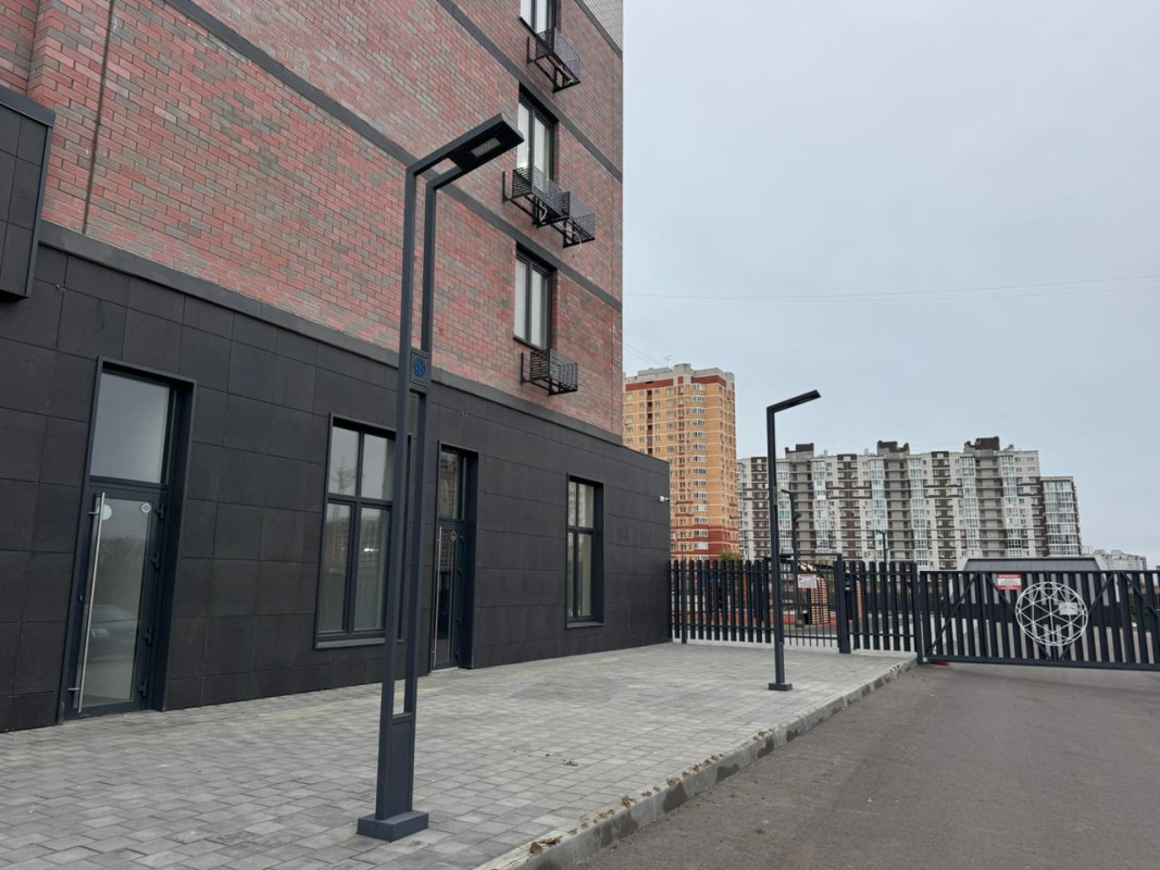 Современное уличное освещение для ЖК Весна