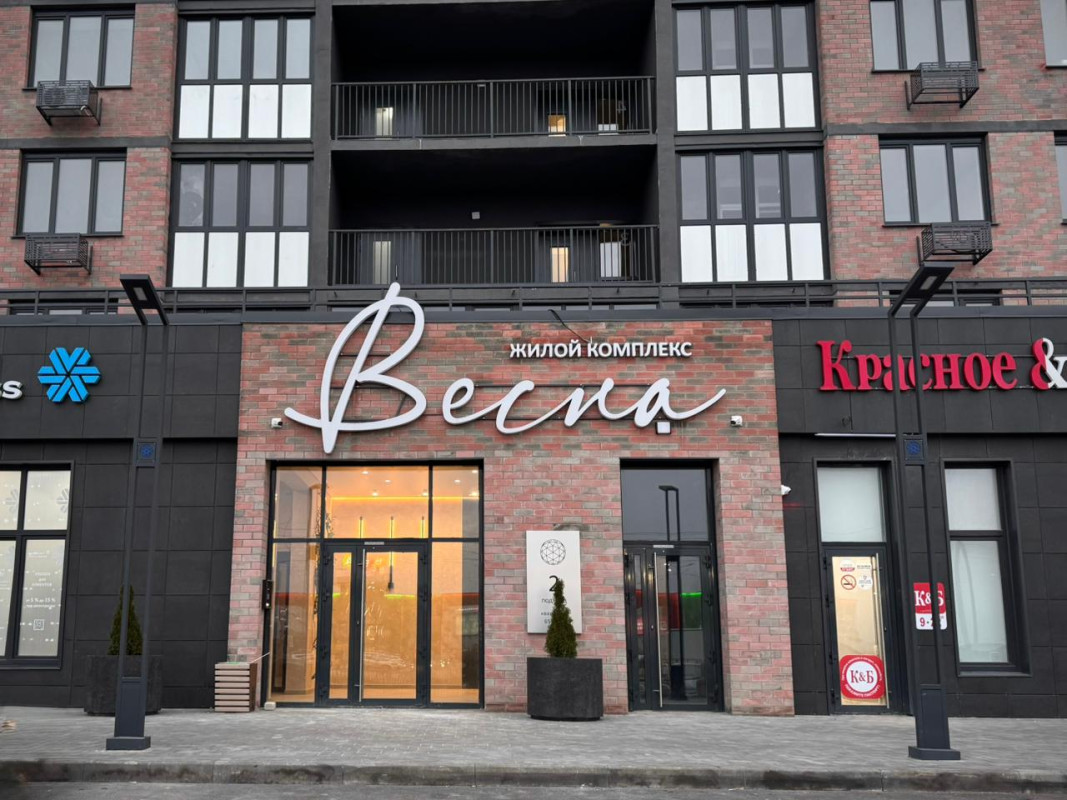 Современное уличное освещение для ЖК Весна